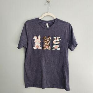 Woman's M Three Bunny Rabbit T-shirt